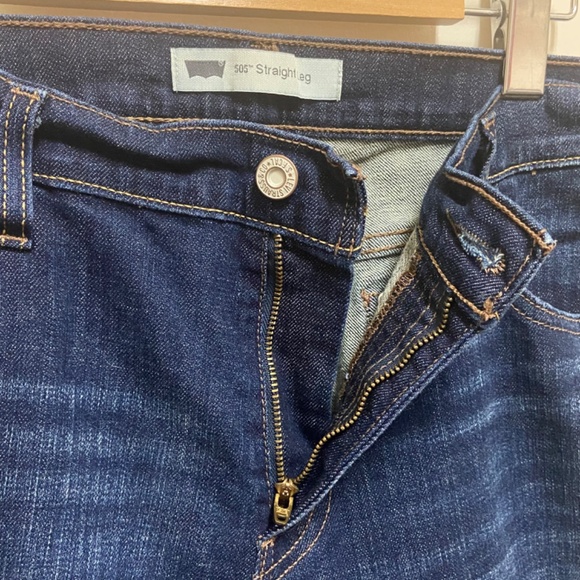 Levi’s 505 Straight Leg Jeans Women’s High Rise Dark Wash W32 L32 - Picture 4 of 12